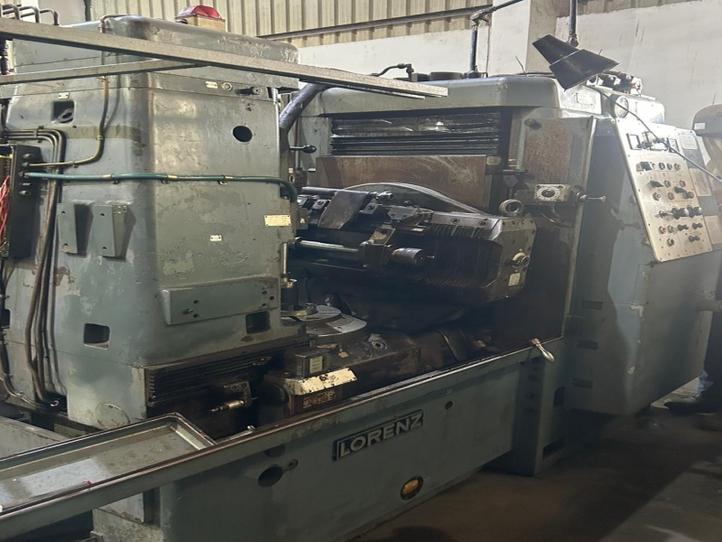 LORENZ LF 315 GEAR HOBING MACHINE 6 MODULE